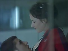 mẹ và không phải là của cô con gái chia sẻ vòi nước người lạ