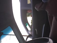 Máy bơm aziani sắt cơ người phụ nữ của mình clit lớn