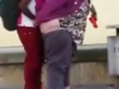 dễ thương cô gái fucked cứng